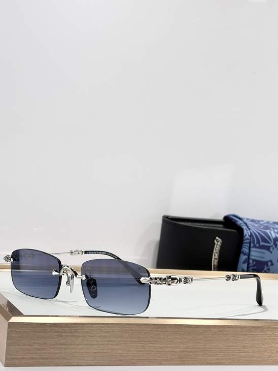 Picture of Chrome Hearts Sunglasses _SKUfw77670362fw